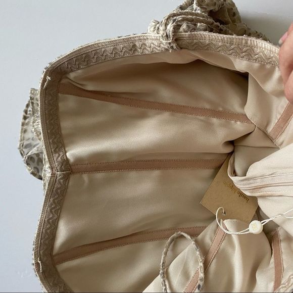 Haute Hippie Off the Shoulder top - Picture 8 of 8